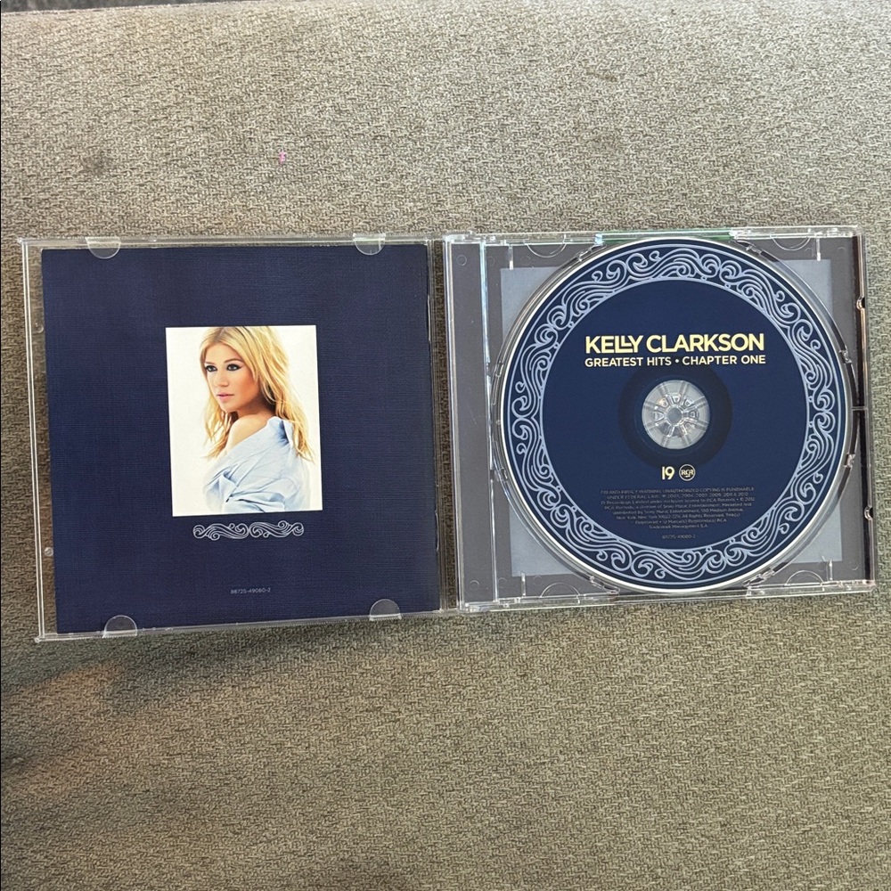 Kelly Clarkson Greatest Hits CD - Picture 2 of 3